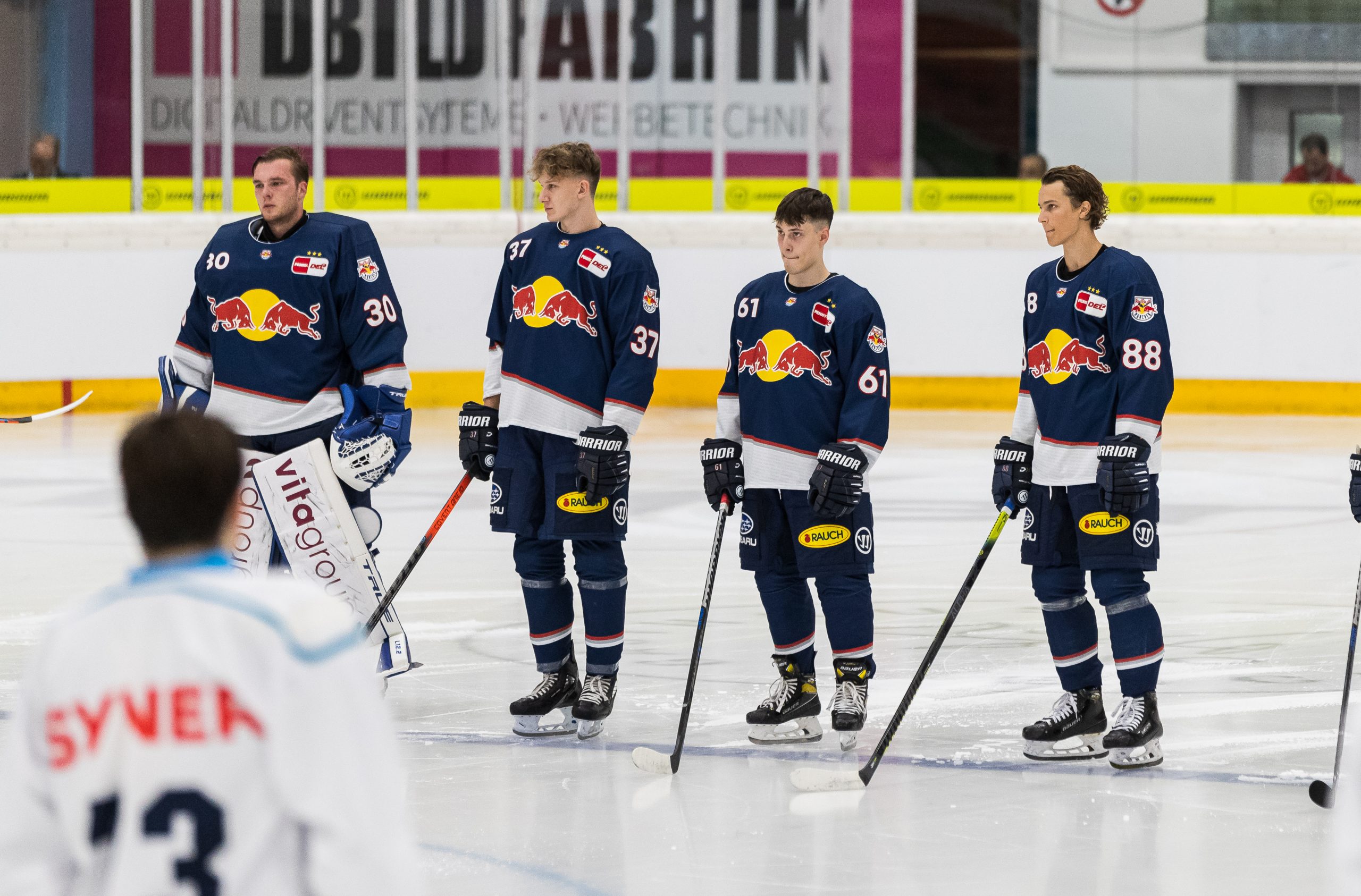EHC Red Bull München vergibt Förderlizenzen an acht Spieler