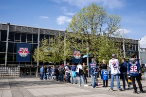 Wie krass ist der Zuschauer-Rückgang beim EHC und in der DEL wirklich?